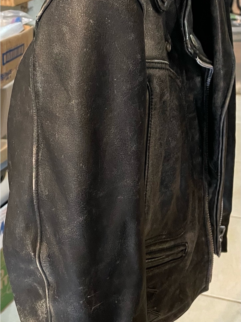 Vintage-Style Black Leather Biker Jacket - By Easy Rider - Picture 4 of 11